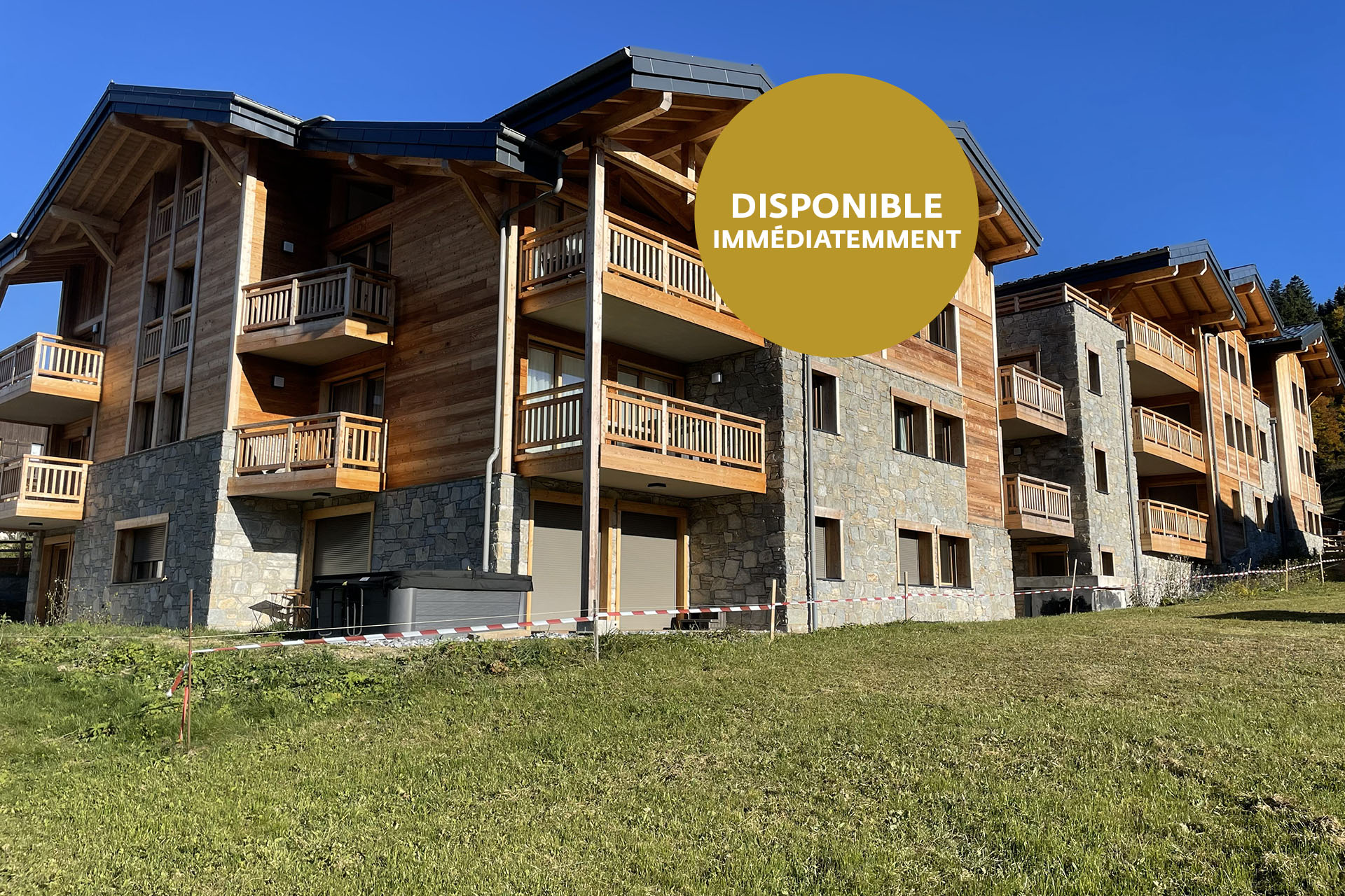 Alps Living - Programme immobilier La Ferme des Pistes, Les Gets - Vue extérieure - Livraison Été 2025